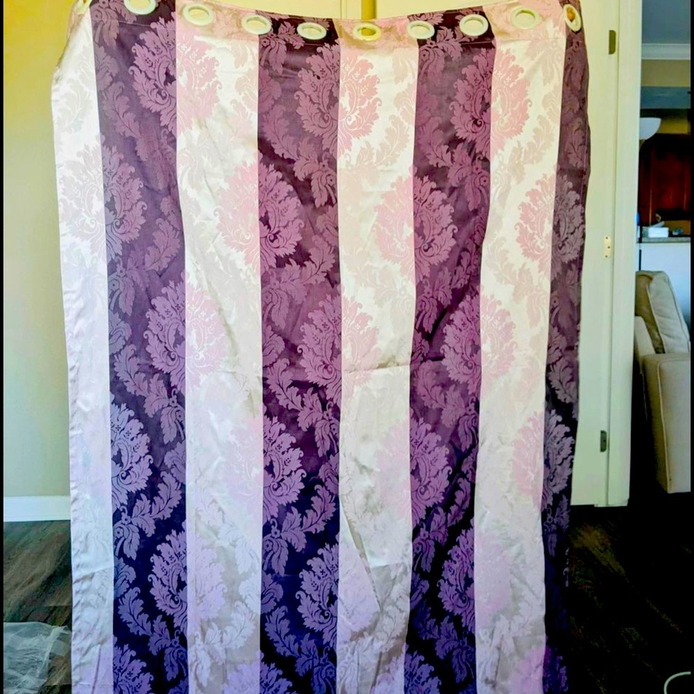 Set of 2 60x43 Victorian pattern curtain for windows